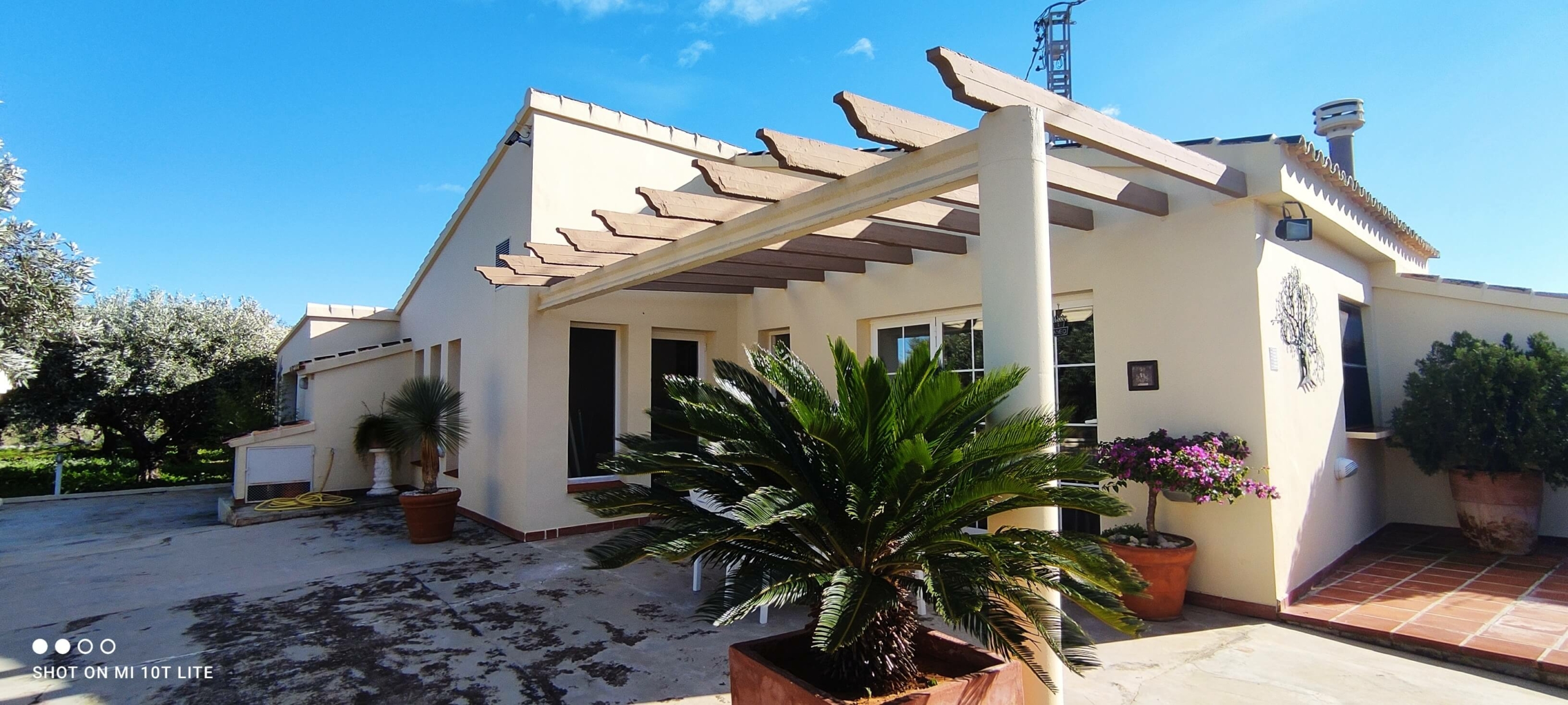 Villa for sale in Ondara